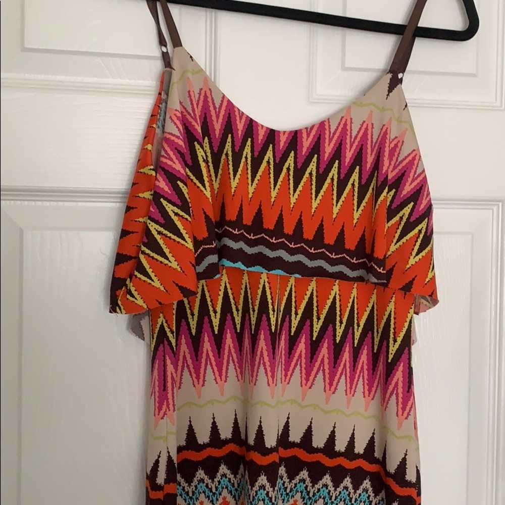 🌷Beautiful Pattern Dress - Picture 2 of 3